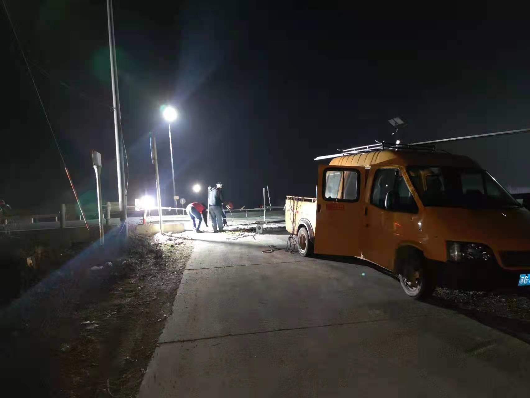 1647836193388003866.jpg 青口供电所携手社区共同“抗疫”2.jpg